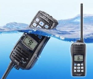 Icom m73 handheld vhf marine radio